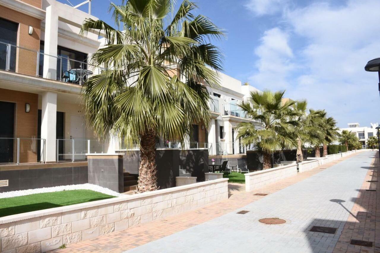 La Zenia Beach Bungalow Hotel Orihuela Exterior foto